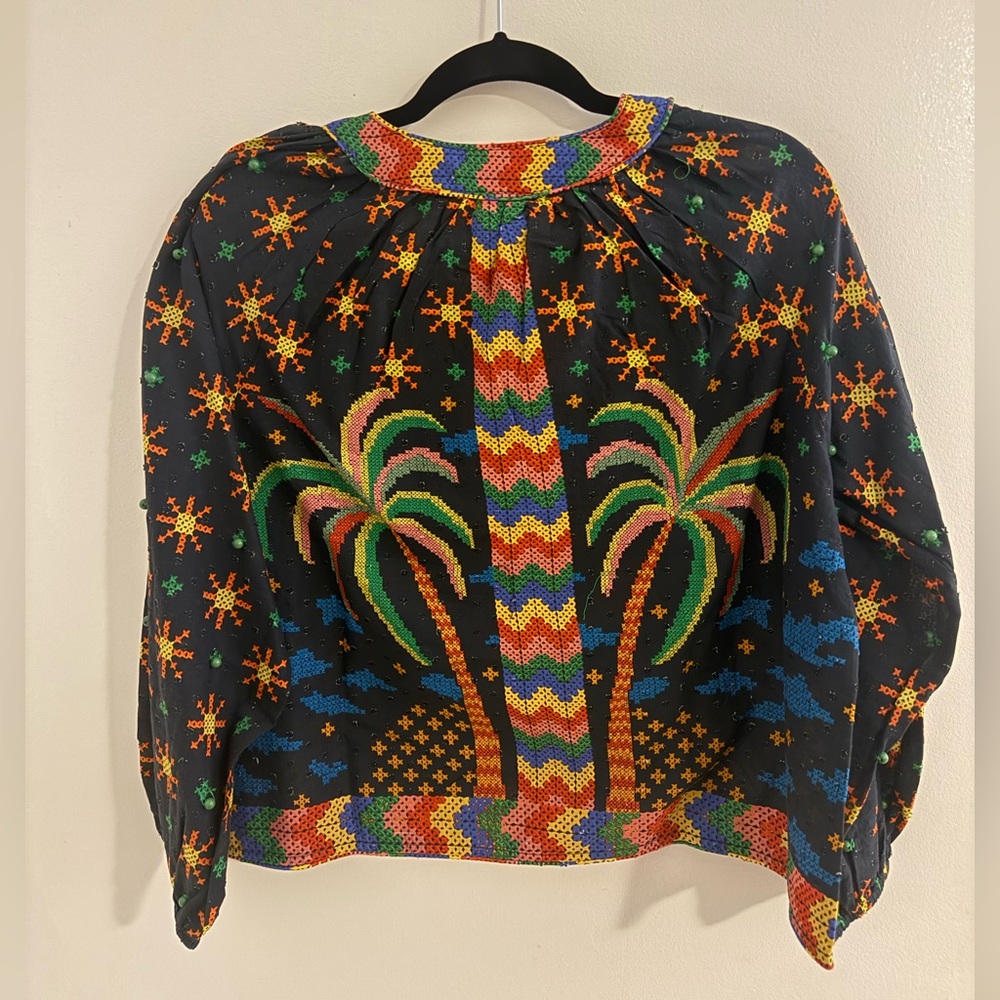 FARM Rio Macaw Night Blouse - Picture 3 of 3